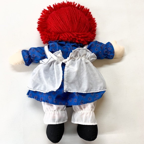 Raggedy Ann Doll Girl by Hasbro Applause 2006, 17" Cloth Doll by Johnny Gruelle - Picture 5 of 11